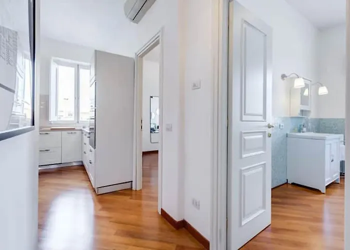Elegant Flat In Historic Center - 2 Bathrooms * רומא