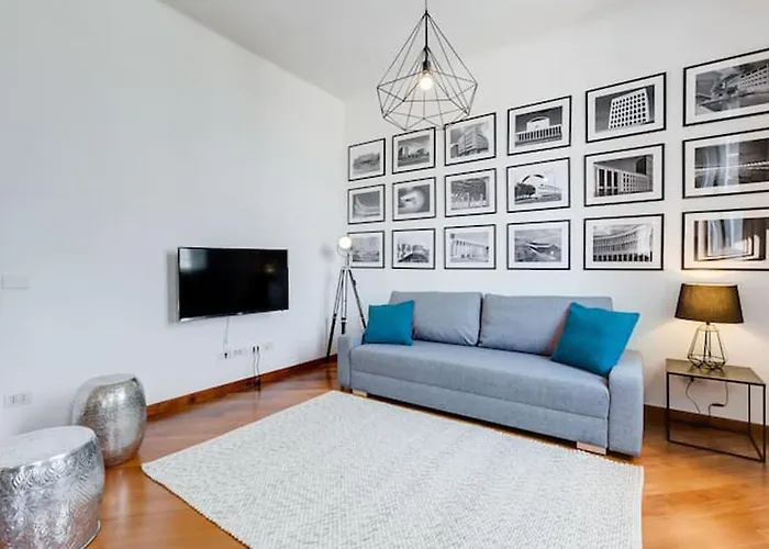 Elegant Flat In Historic Center - 2 Bathrooms בית נופש רומא